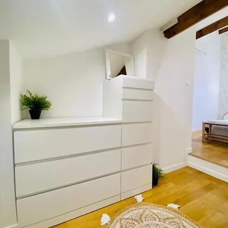 Apartment T3 Duplex Cosy & Calme Au Port - Parking & Tram Nice