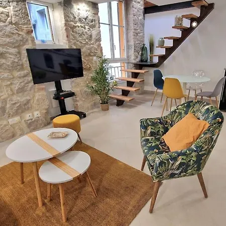 Apartment T3 Duplex Cosy & Calme Au Port - Parking & Tram *